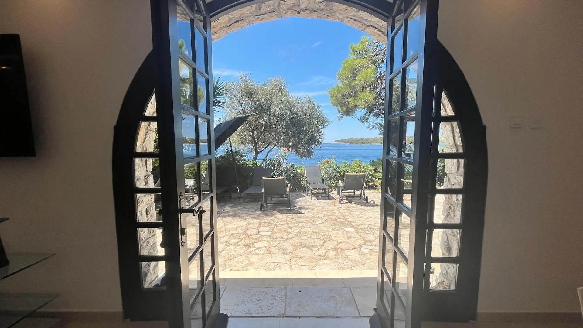 Villa Bocca Falsa & Boat Mooring Mali Losinj 0*,  Croatia