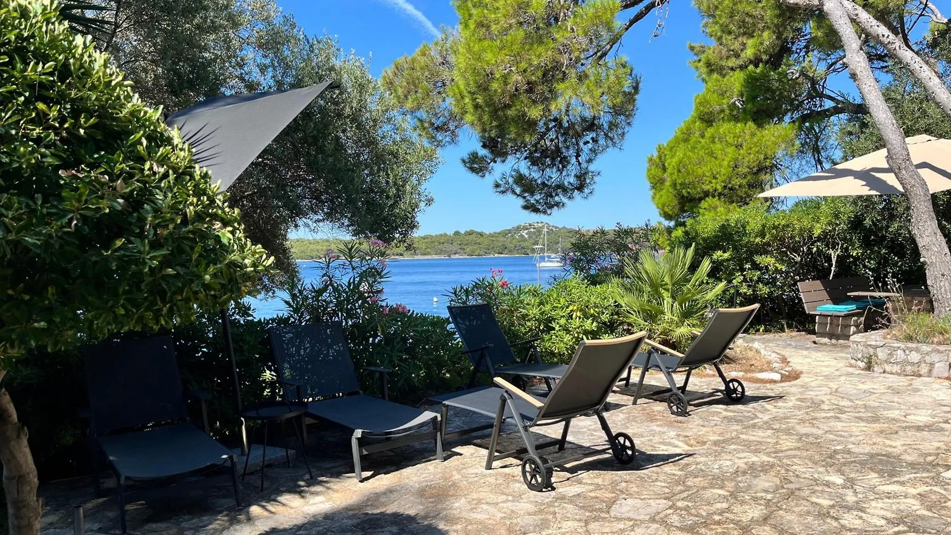 Villa Bocca Falsa & Boat Mooring Mali Losinj