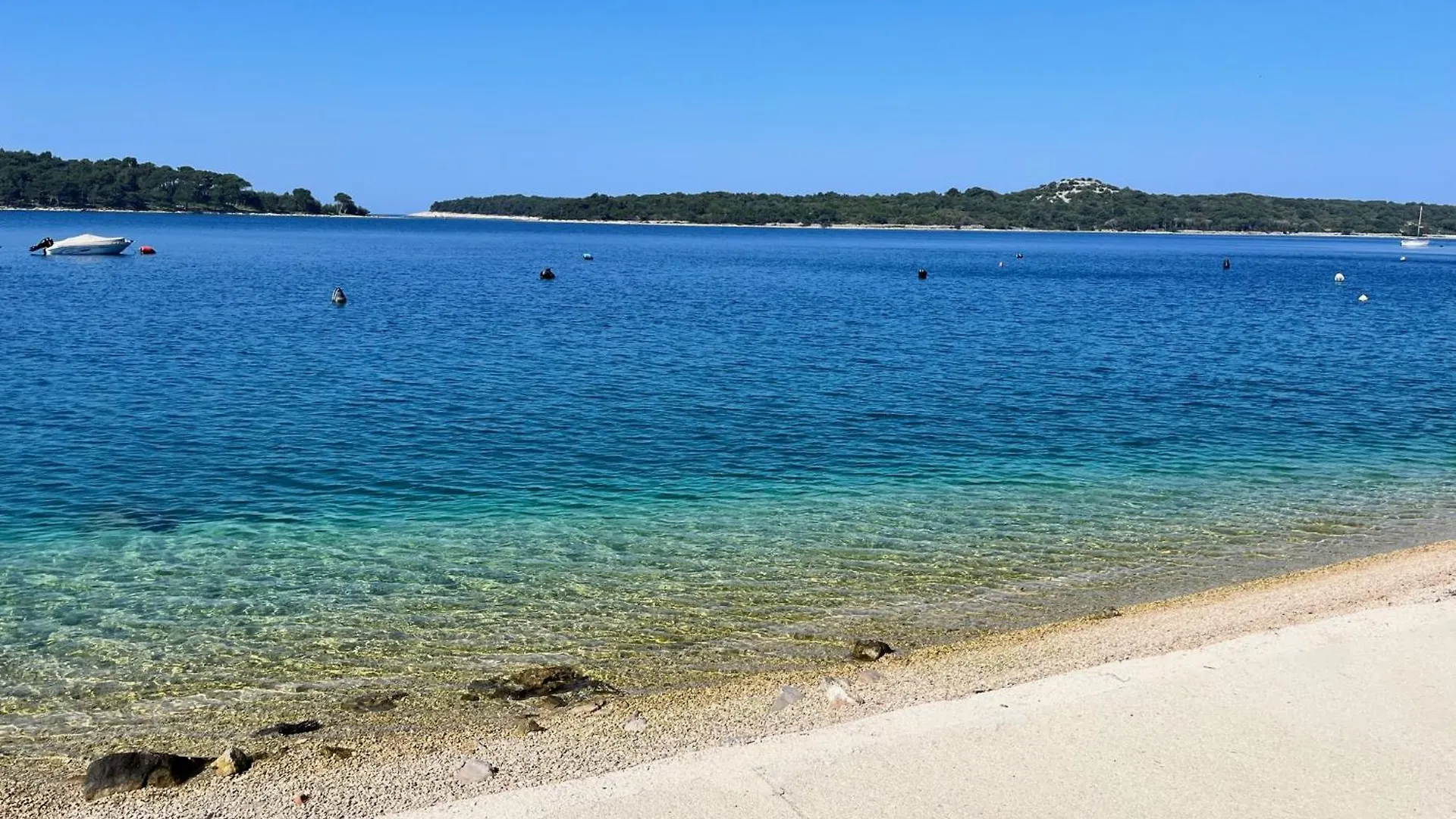 Villa Bocca Falsa & Boat Mooring Mali Losinj Croatia